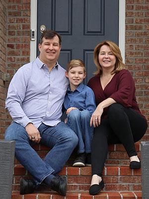 Jodi Enger Marquith '91 and family